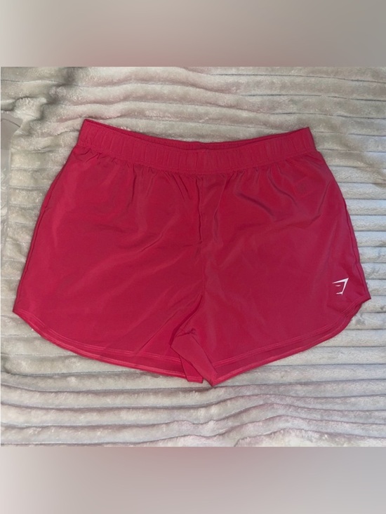 Gymshark Pants - Women’s Gymshark Essential Loose Training Shorts • Pink • XL